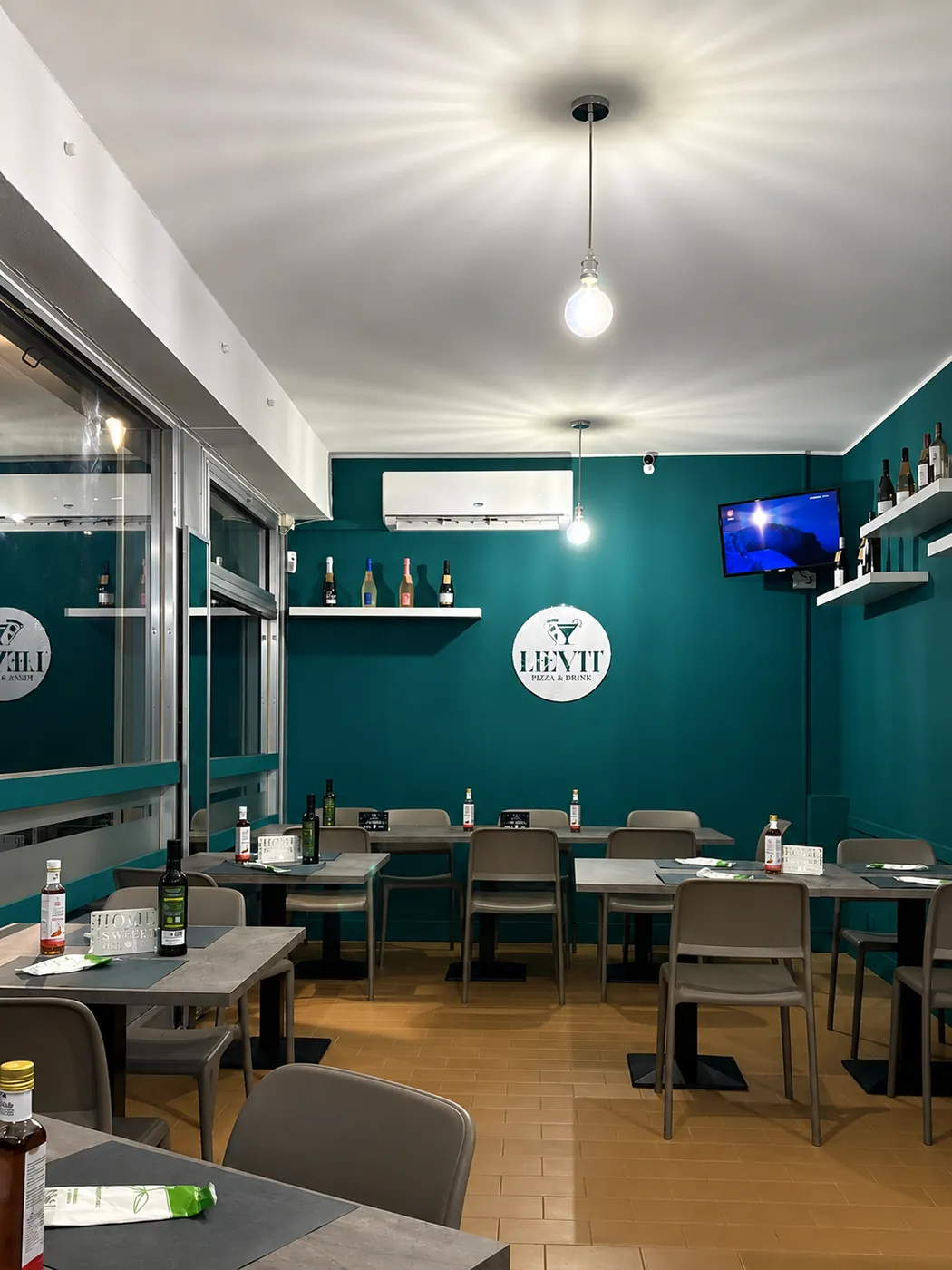 Gusto contemporaneo — Lievit Pizza & Drink